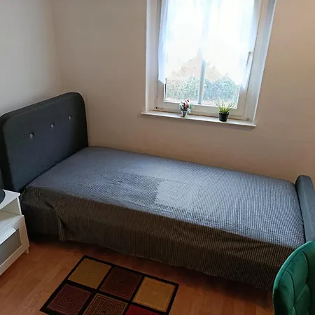 Apartamento Klein, Aber Fast Alles Vorhanden, Ideal Fuer 2 Pers Freiberg